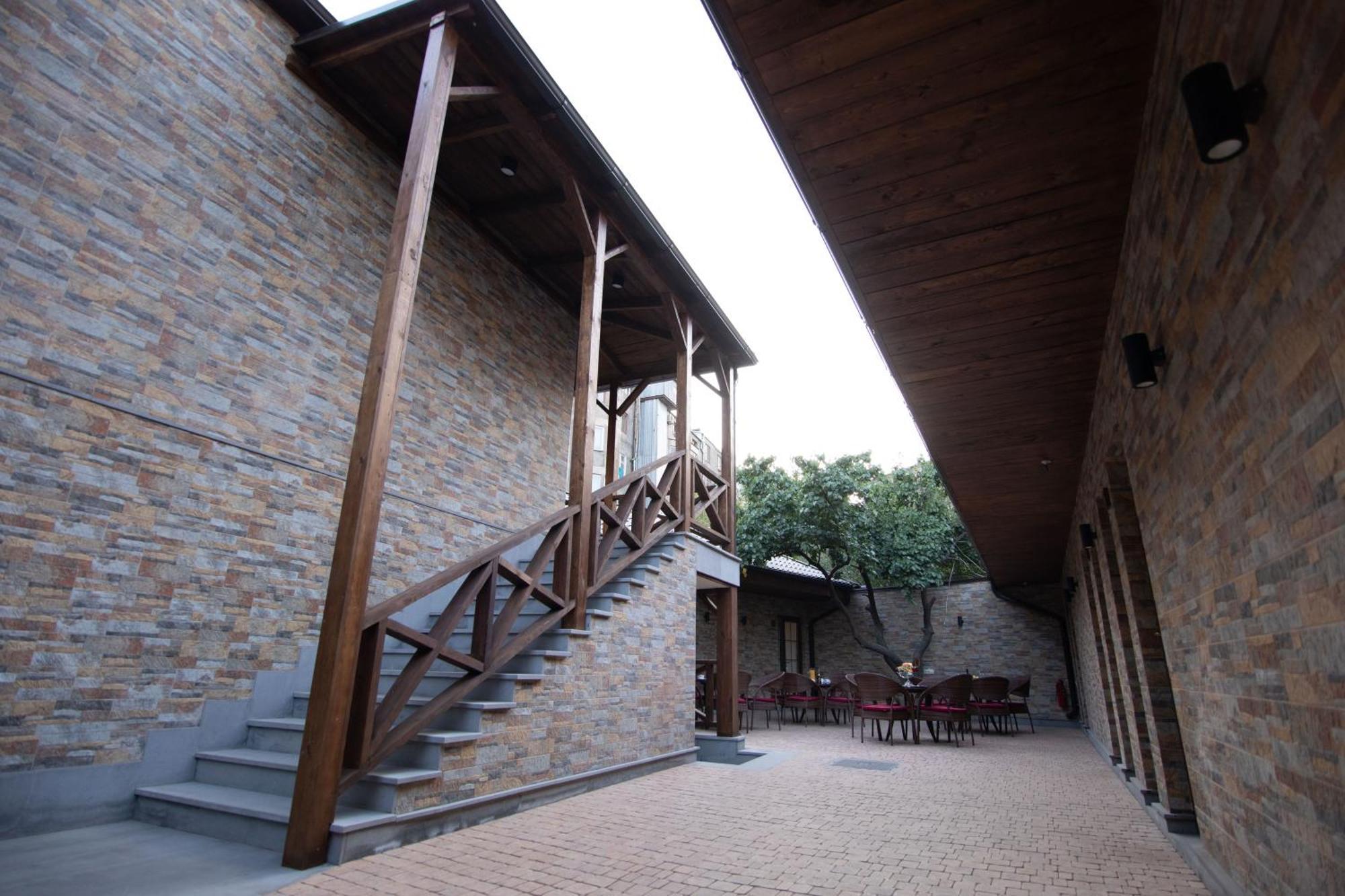 Boutique Living Hotel Γιερεβάν Εξωτερικό φωτογραφία