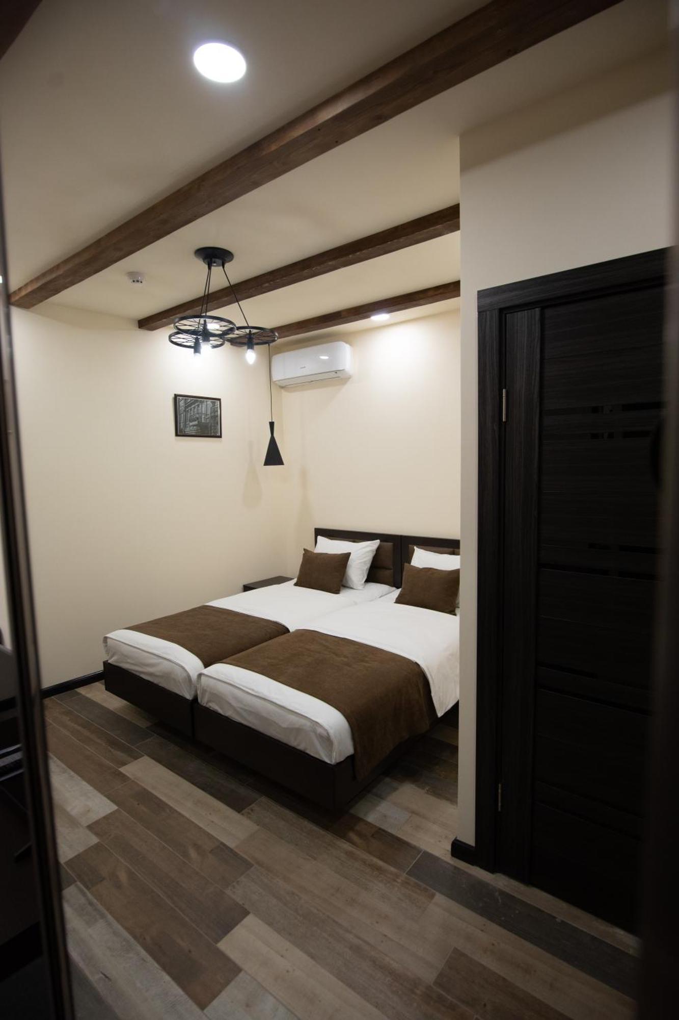 Boutique Living Hotel Γιερεβάν Εξωτερικό φωτογραφία