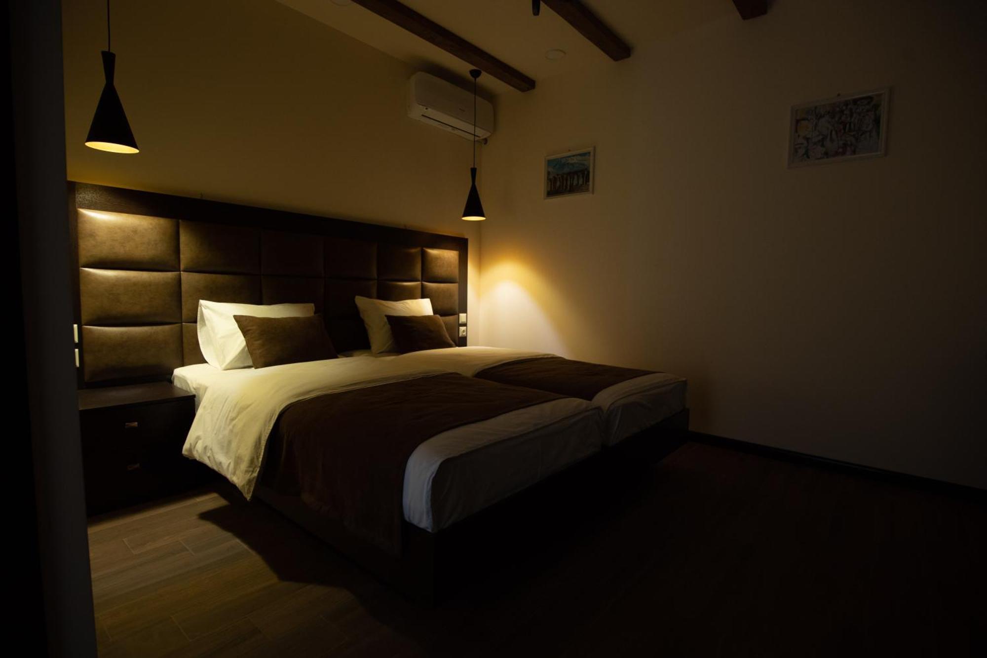 Boutique Living Hotel Γιερεβάν Εξωτερικό φωτογραφία