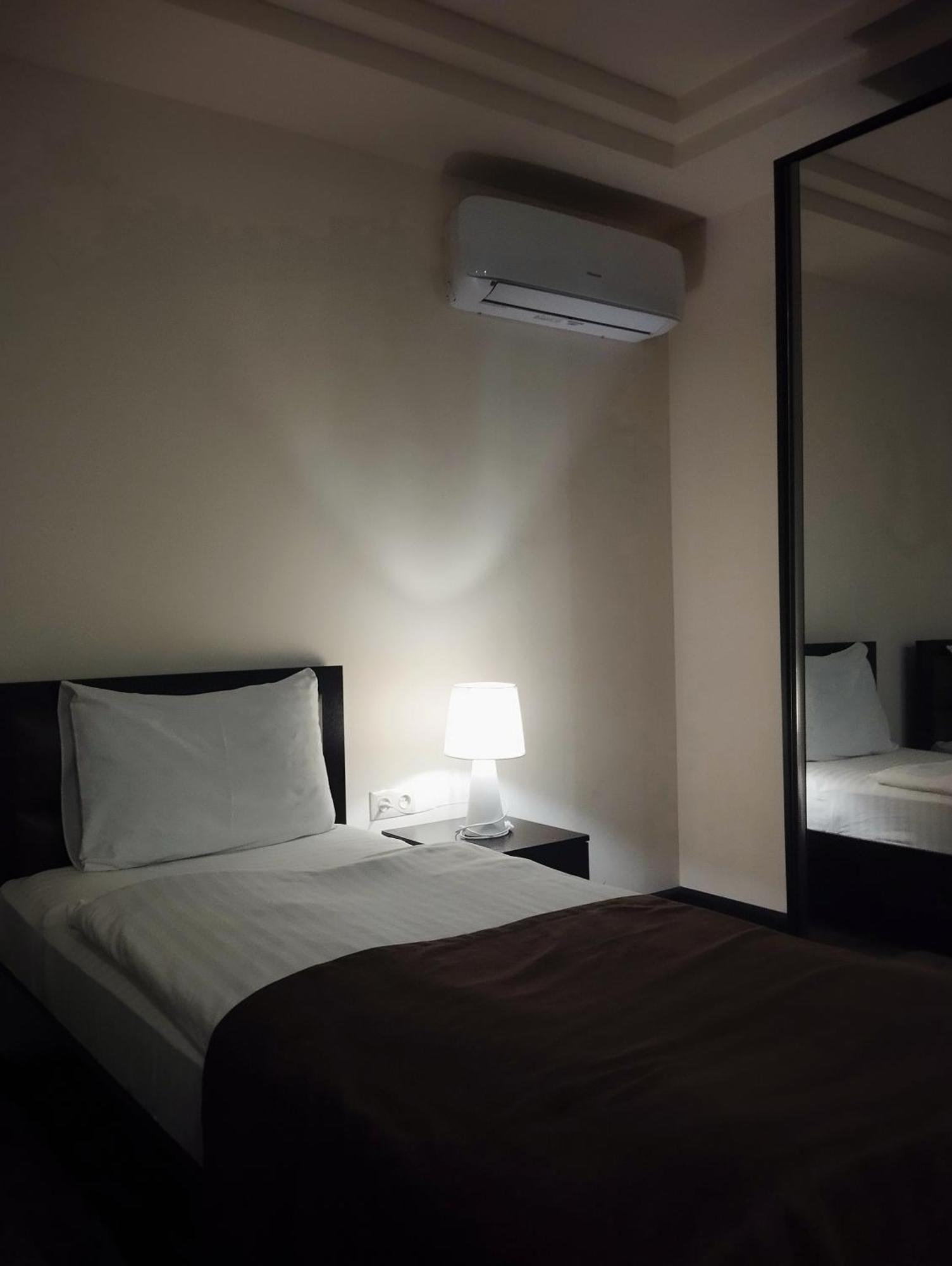 Boutique Living Hotel Γιερεβάν Εξωτερικό φωτογραφία