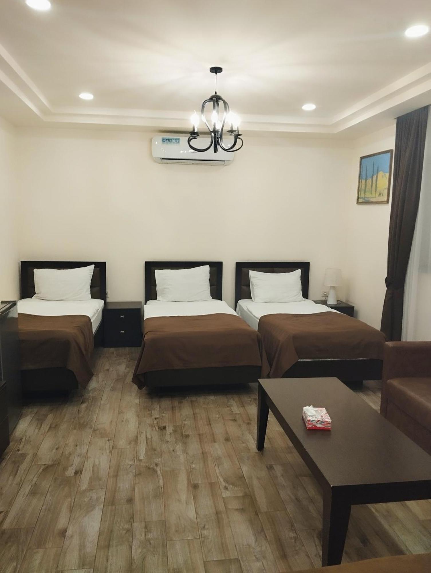 Boutique Living Hotel Γιερεβάν Εξωτερικό φωτογραφία